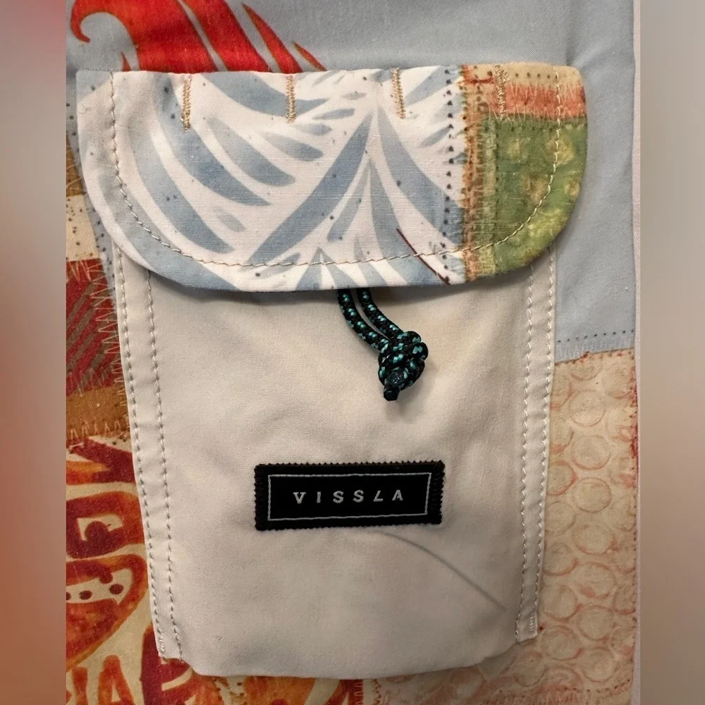 NWT VISSLA Thomas Campbell‎ Men’s Board Shorts Quiltage Colorful Design Size 27